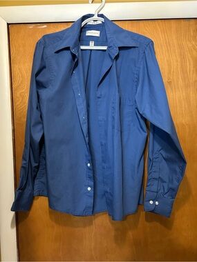 Van Heusen Men's Blue Lightweight Dress Shirt